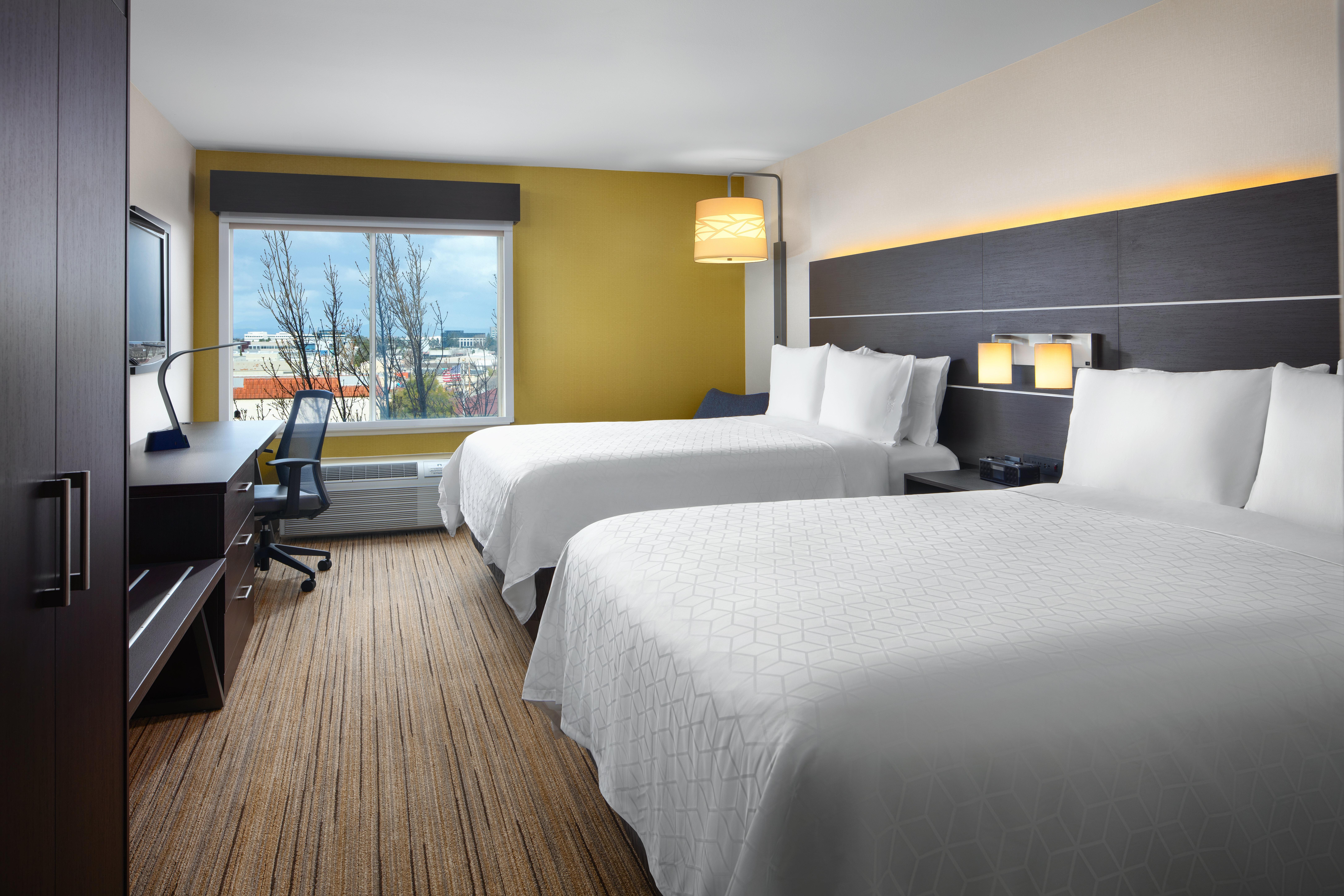 Holiday Inn Express Hotel & Suites Belmont By Ihg Extérieur photo