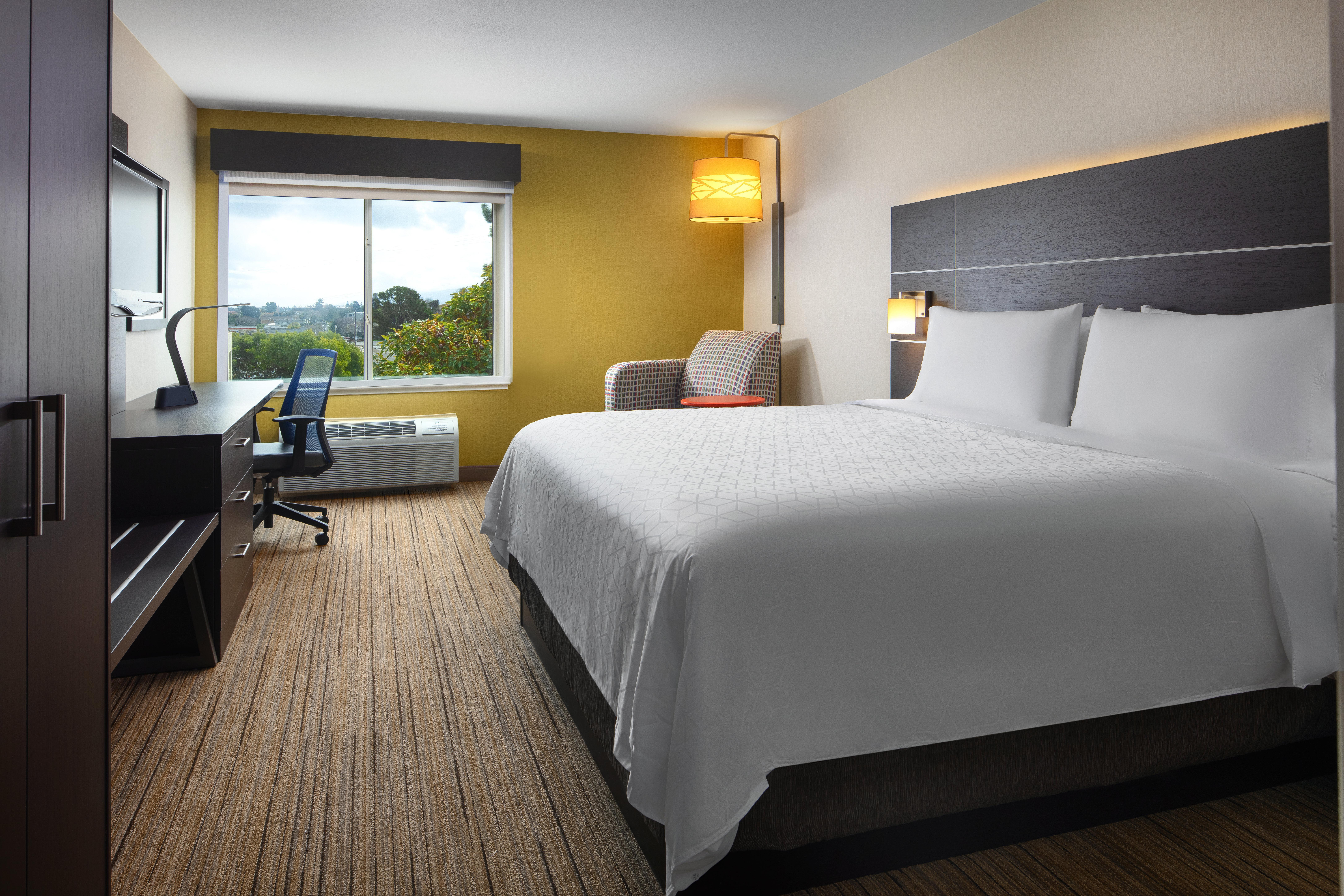 Holiday Inn Express Hotel & Suites Belmont By Ihg Extérieur photo