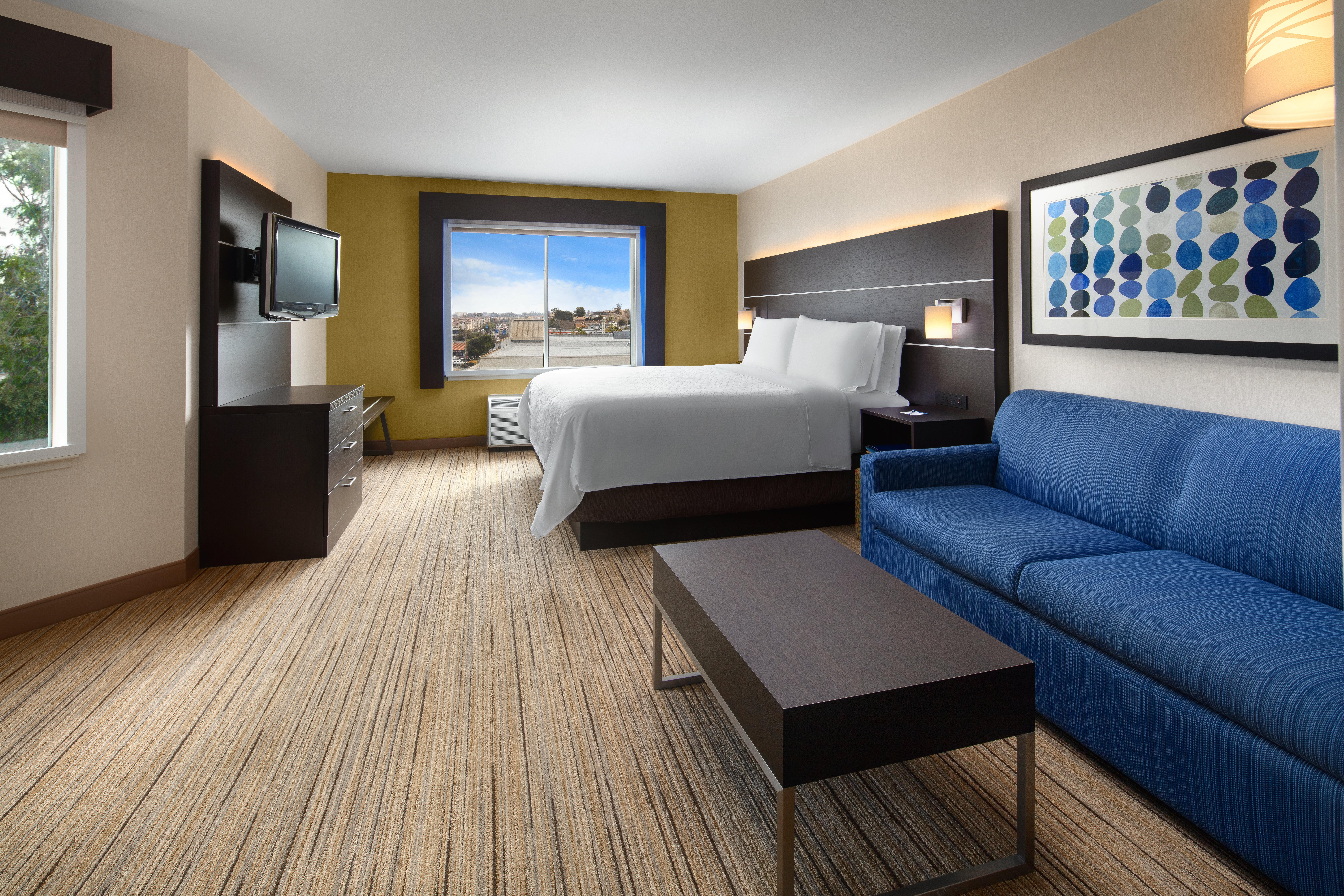 Holiday Inn Express Hotel & Suites Belmont By Ihg Extérieur photo