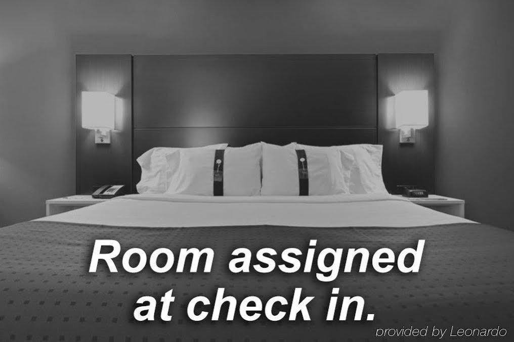 Holiday Inn Express Hotel & Suites Belmont By Ihg Extérieur photo